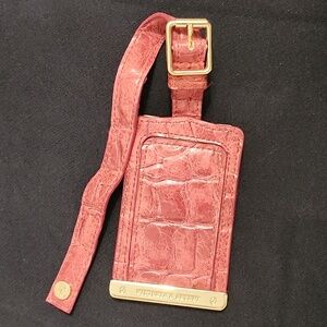 VS pink luggage tag